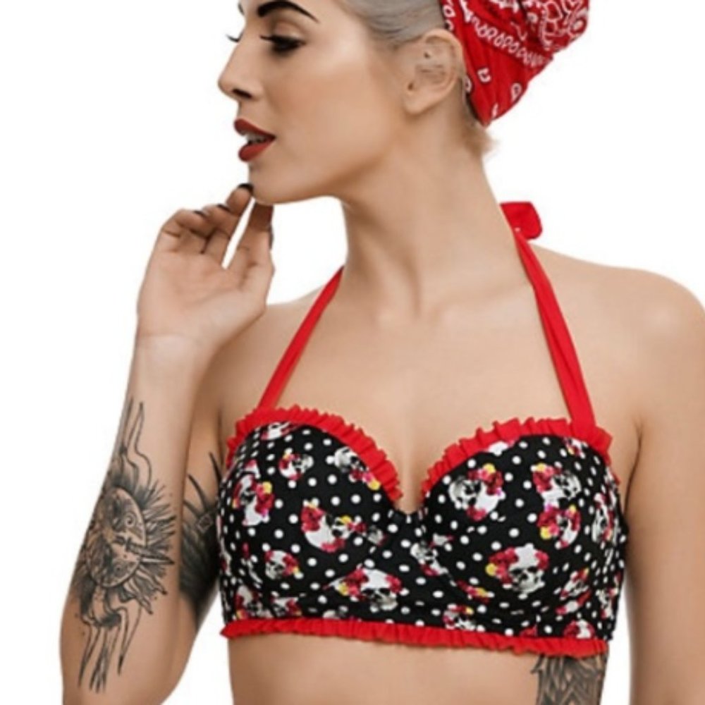 Polka dot bikini w/skulls/ruffles (34C-36D+ range)